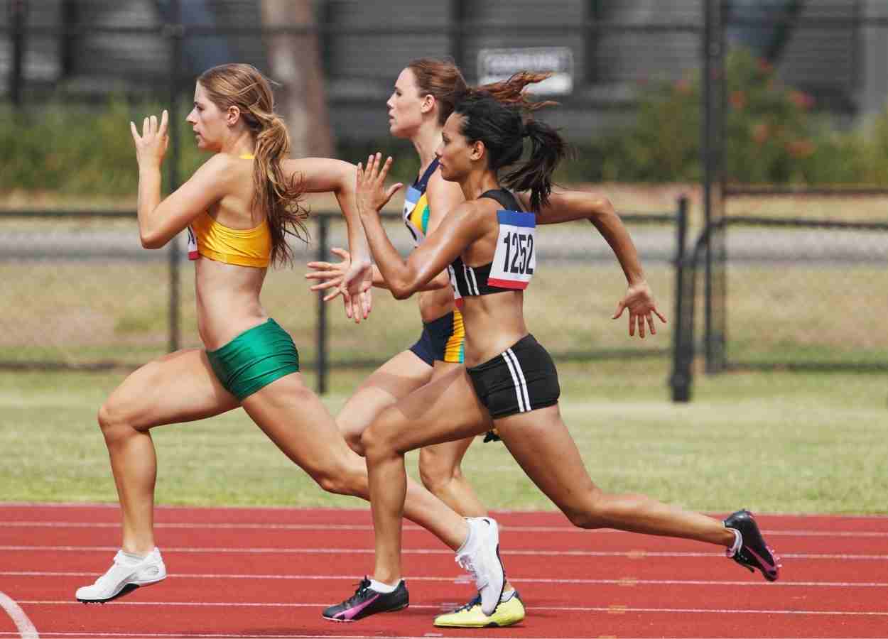 Quần Áo Chạy Bộ Marathon: Outfit Chuẩn Cho Half & Full Marathon